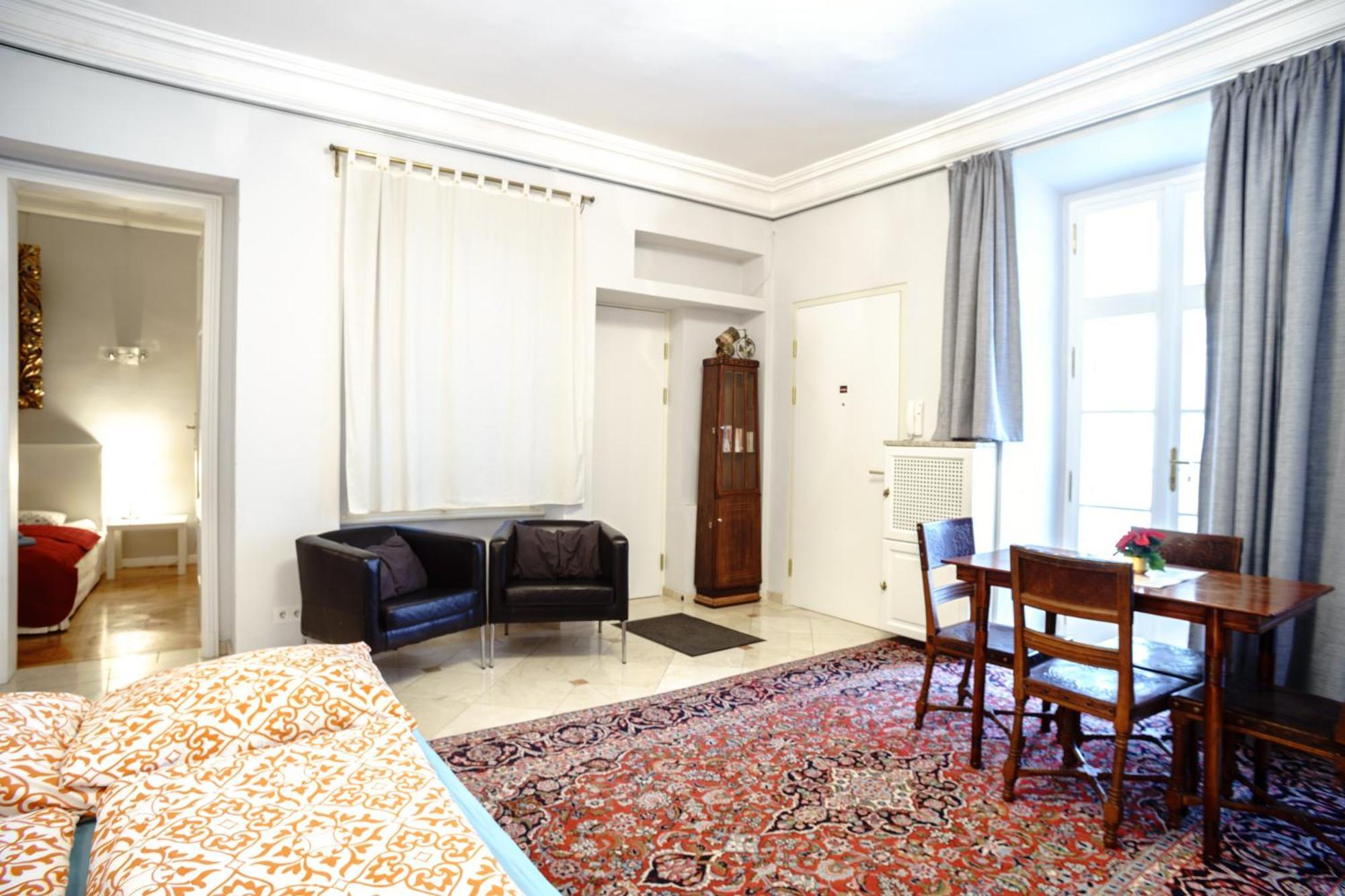 Living Vienna City Center Room photo