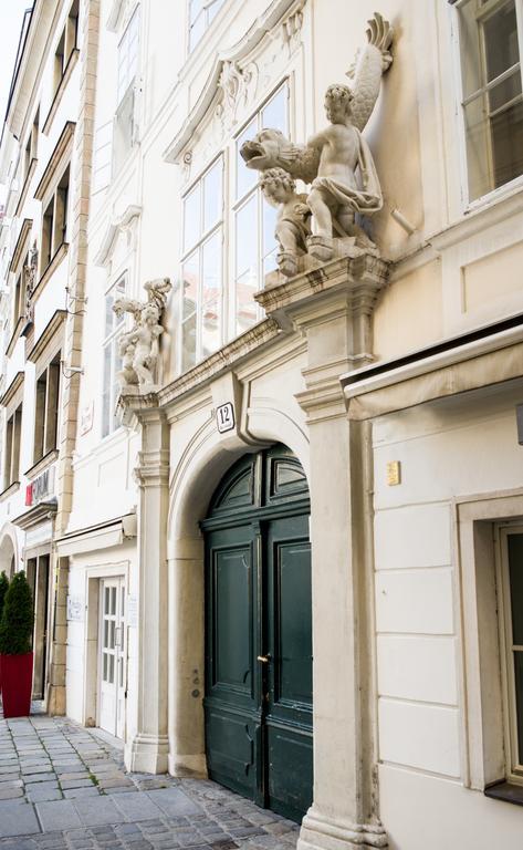 Living Vienna City Center Exterior photo